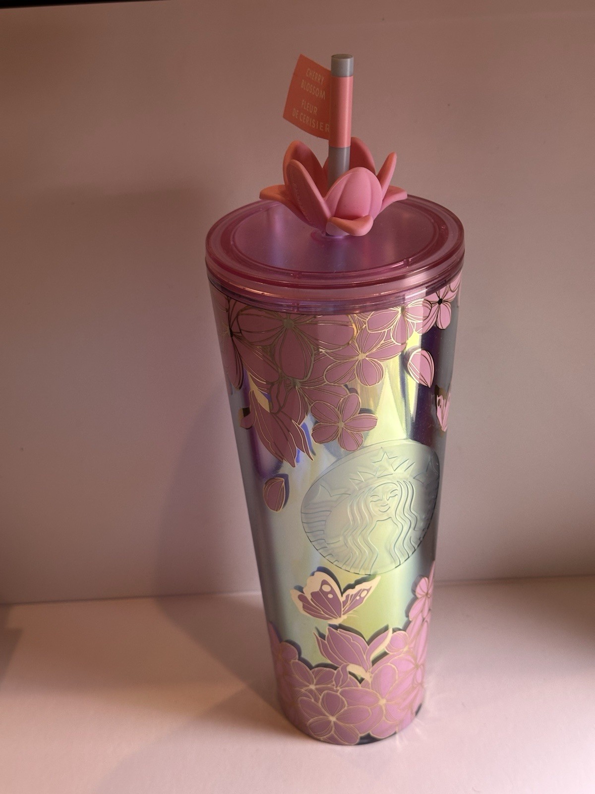 NEW Rare Starbucks 2025 Japanese Cherry Blossom 24oz Tumbler W/Blossom Topper NEW Rare Starbucks 2025 Japanese Cherry Blossom 24oz Tumbler W/Blossom Topper