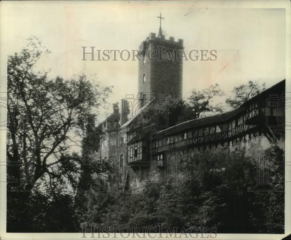 1944 Press Photo Exterior view of the famous Wartburg Castle in Germany 1944 Press Photo Exterior view of the famous Wartburg Castle in Germany