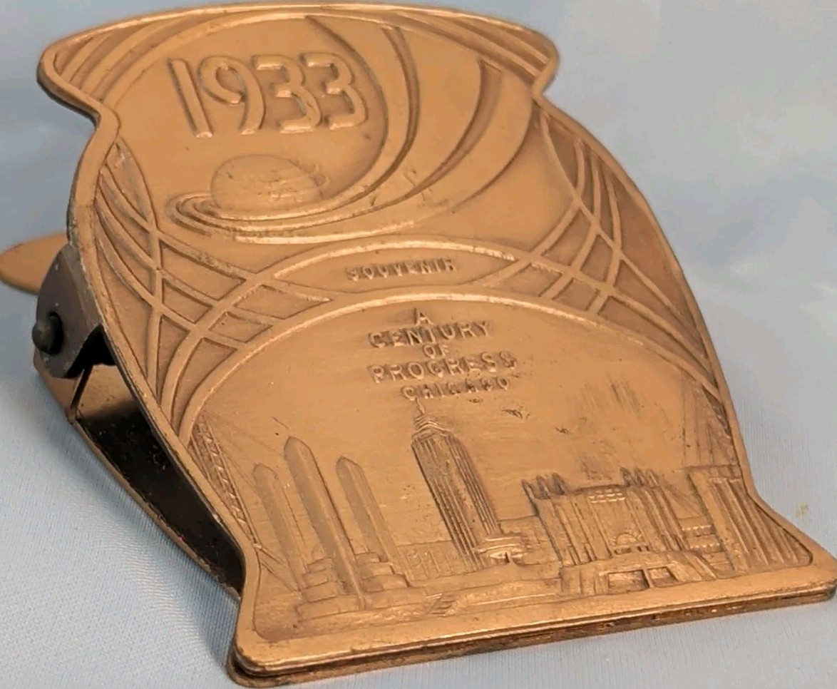 1933 A Century Of Progress Chicago World’s Fair Brass Souvenir Paper Clip 3\
