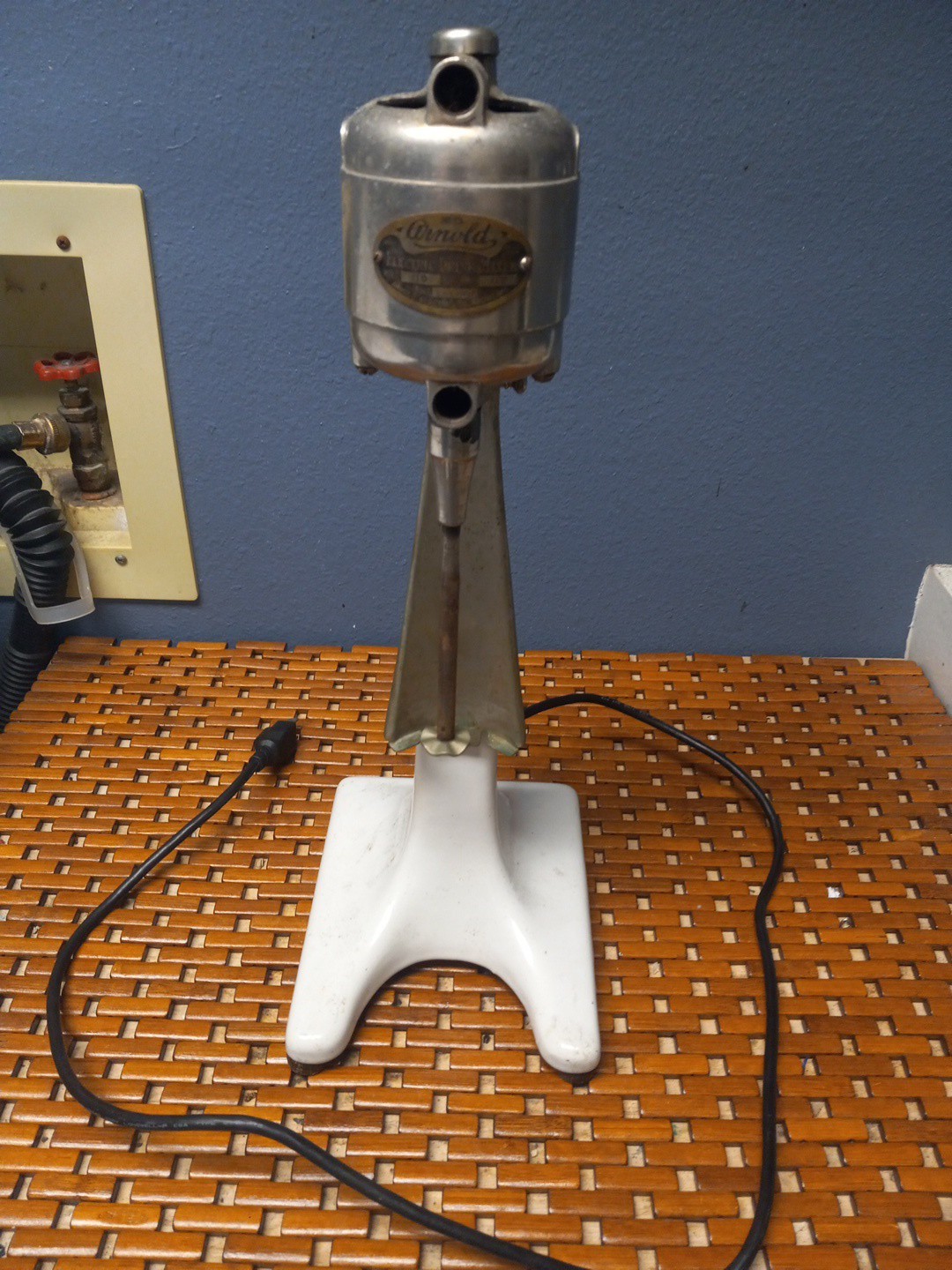 Vintage 1920's Arnold No 15 Electric Drink Mixer Soda Fountain Milkshake Works Vintage 1920's Arnold No 15 Electric Drink Mixer Soda Fountain Milkshake Works