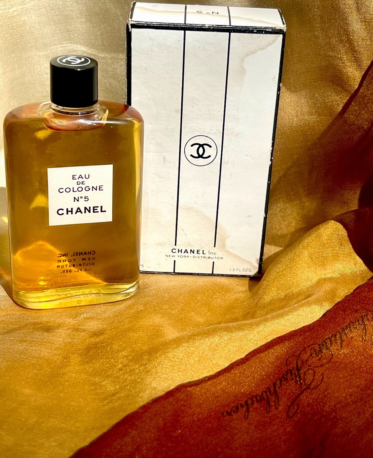 Extremely Rate Vtg 1950\'s CHANEL No 5 Eau de Cologne New York Distributor Splash