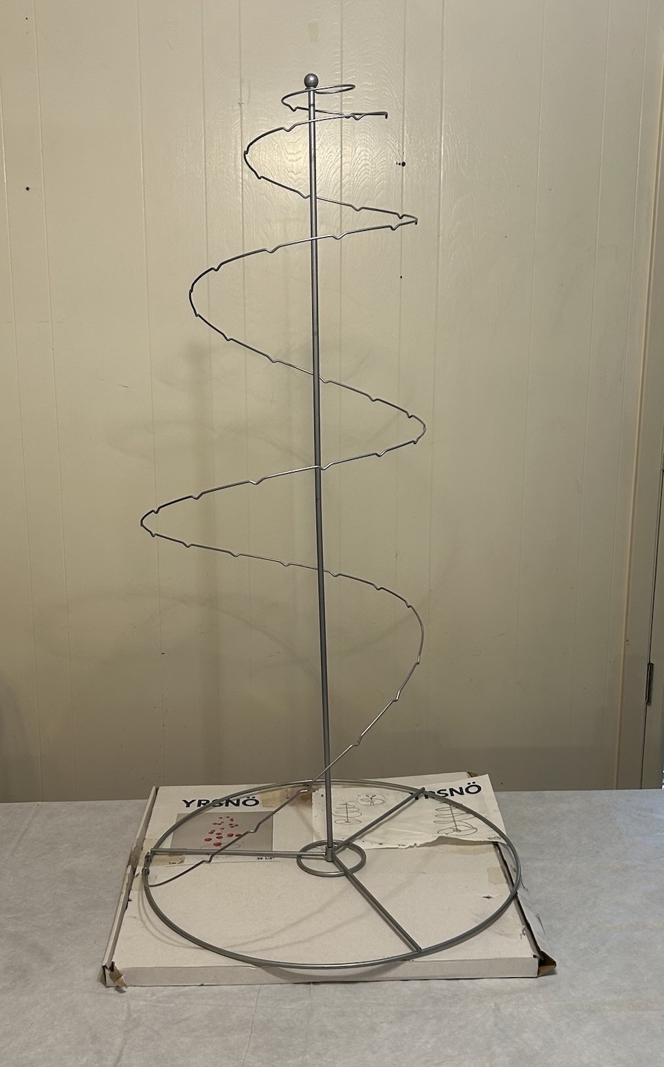 Ikea YRSNO Spiral Christmas Tree Ornament Display Modern 39\