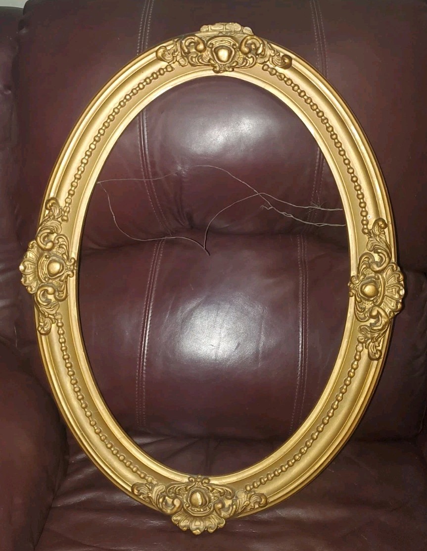 Large Antique Oval Gold Ornate Wood Gesso Victorian Picture Frame 23x17.5