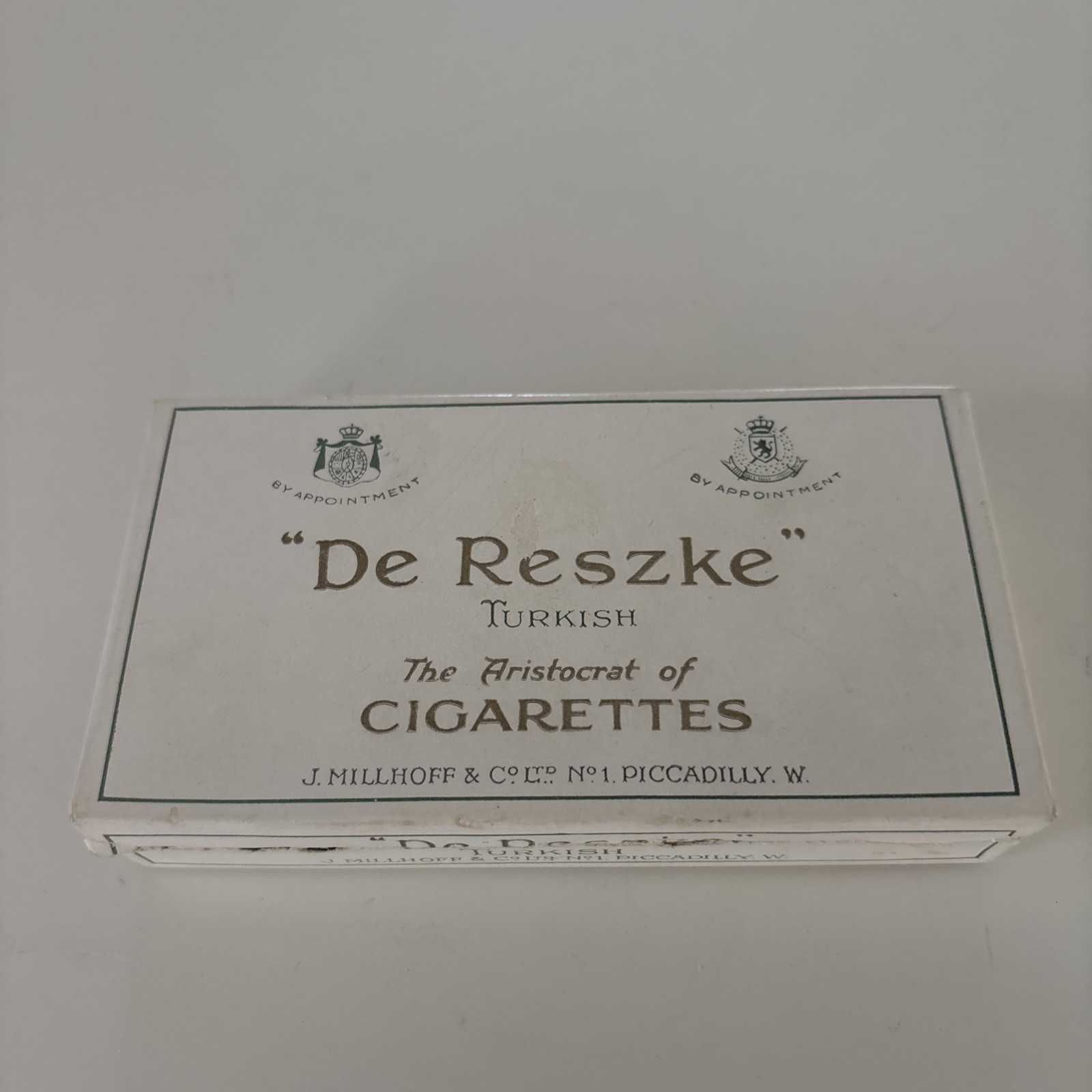 Vintage J. Millhoff & Co De Reszke TURKS 50 Cigarette Tobacco Tin- England 