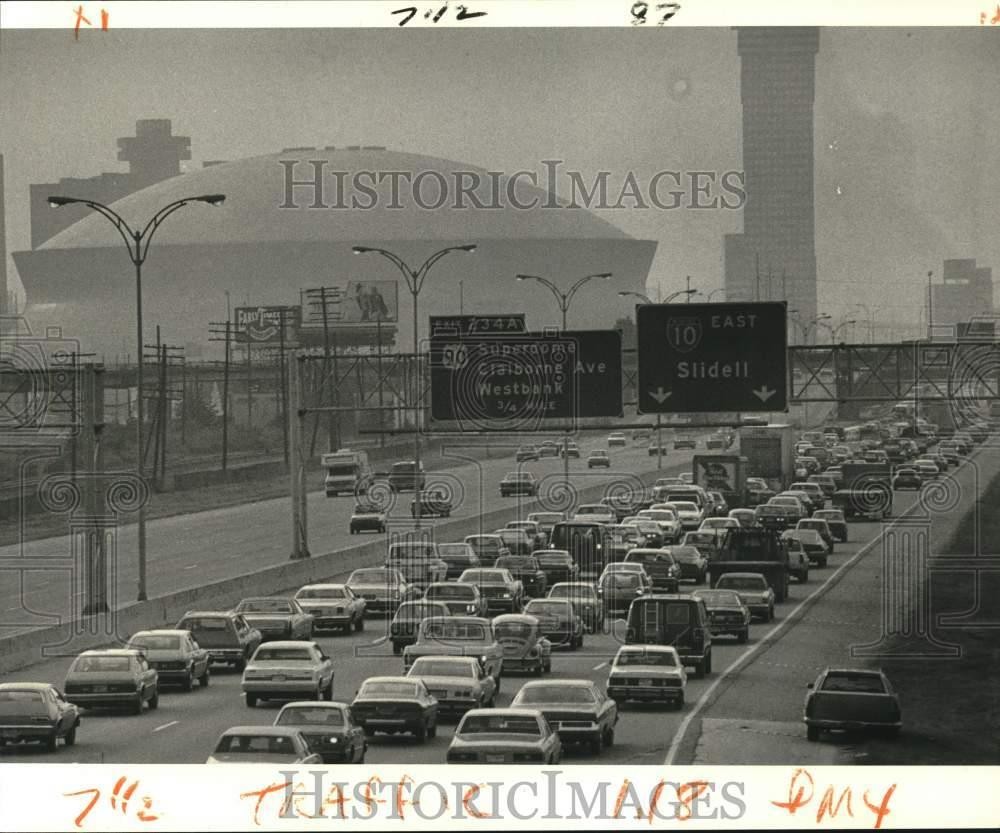1982 Press Photo Greater New Orleans Mississippi River Bridge Traffic Jam 1982 Press Photo Greater New Orleans Mississippi River Bridge Traffic Jam