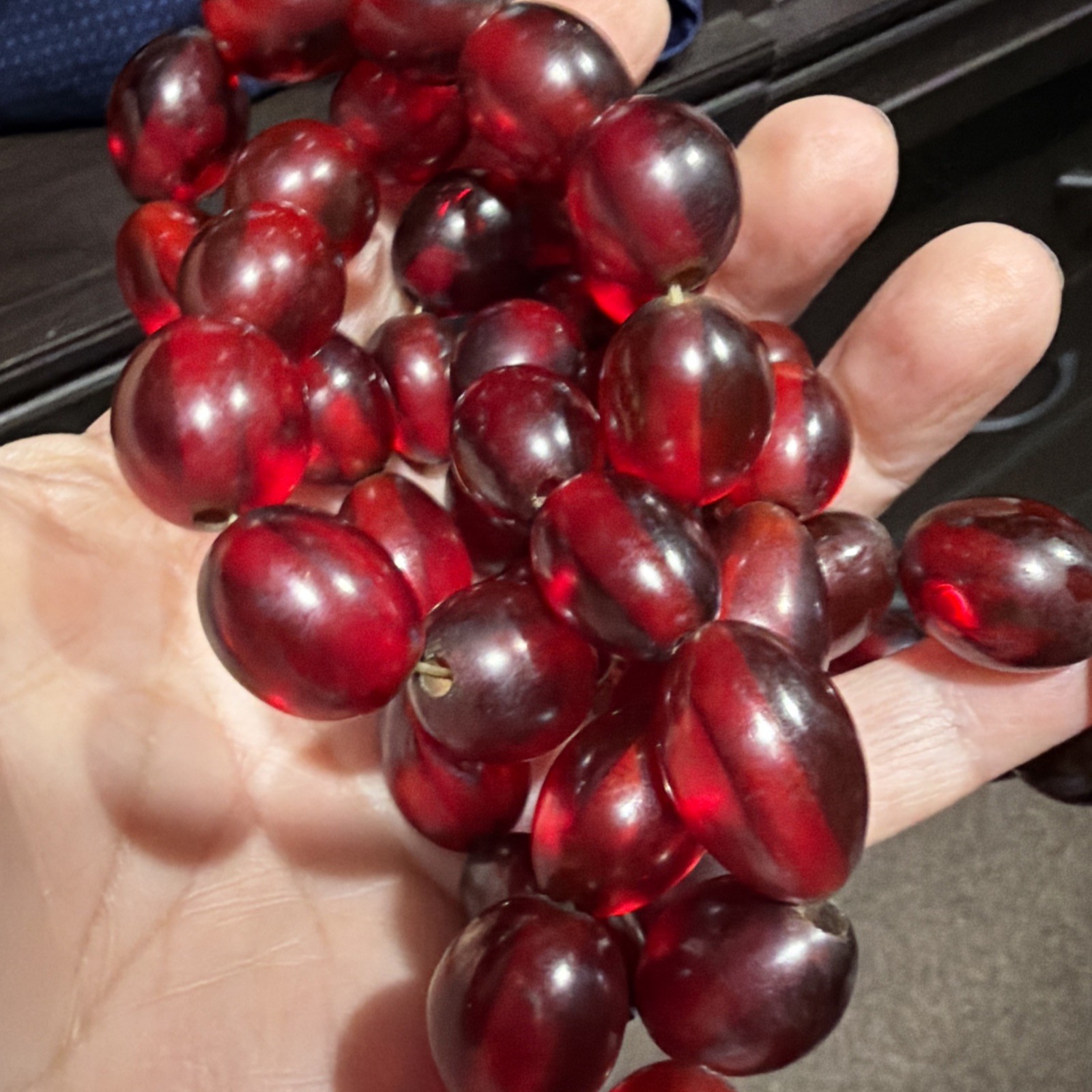 Vintage Rare Faturan 126g Red Bakelite Cherry Amber Juice 58 Beads Tested