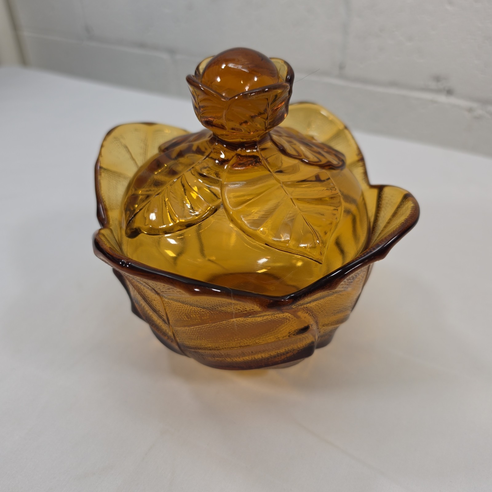 Vintage Viking Glass Amber Cabbage Leaf Covered Candy Dish With Lid READ DESC Vintage Viking Glass Amber Cabbage Leaf Covered Candy Dish With Lid READ DESC