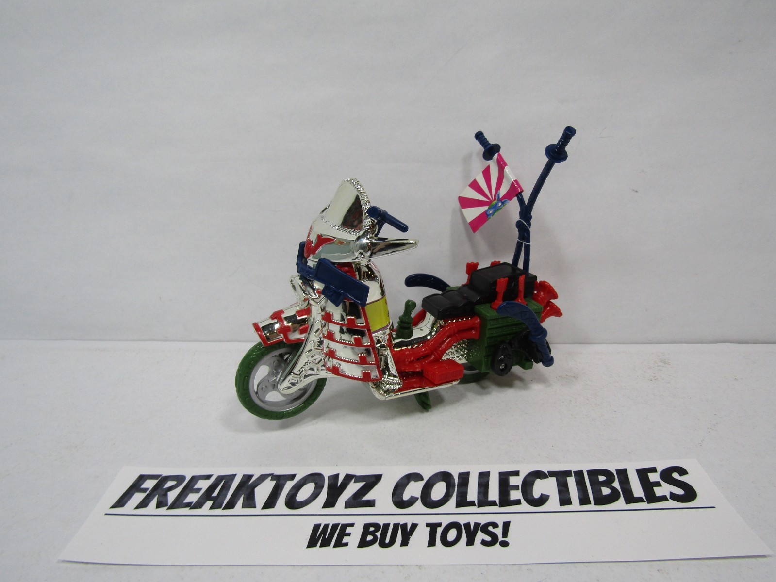 1995 Playmates TMNT Metal Mutant Cycle Missing Handlebar Lanterns