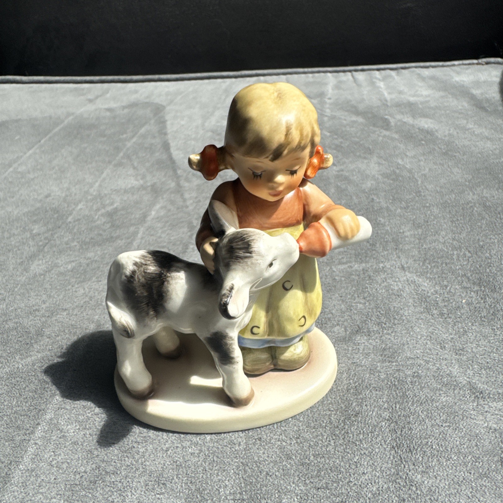 Goebel Hummel HUM 2231 \