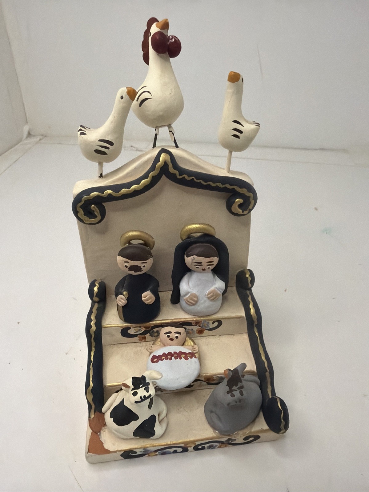 Vtg Signed Portuguese FolkArt Nativity Clay Miguel Gomes &  Celia Freitas As Is