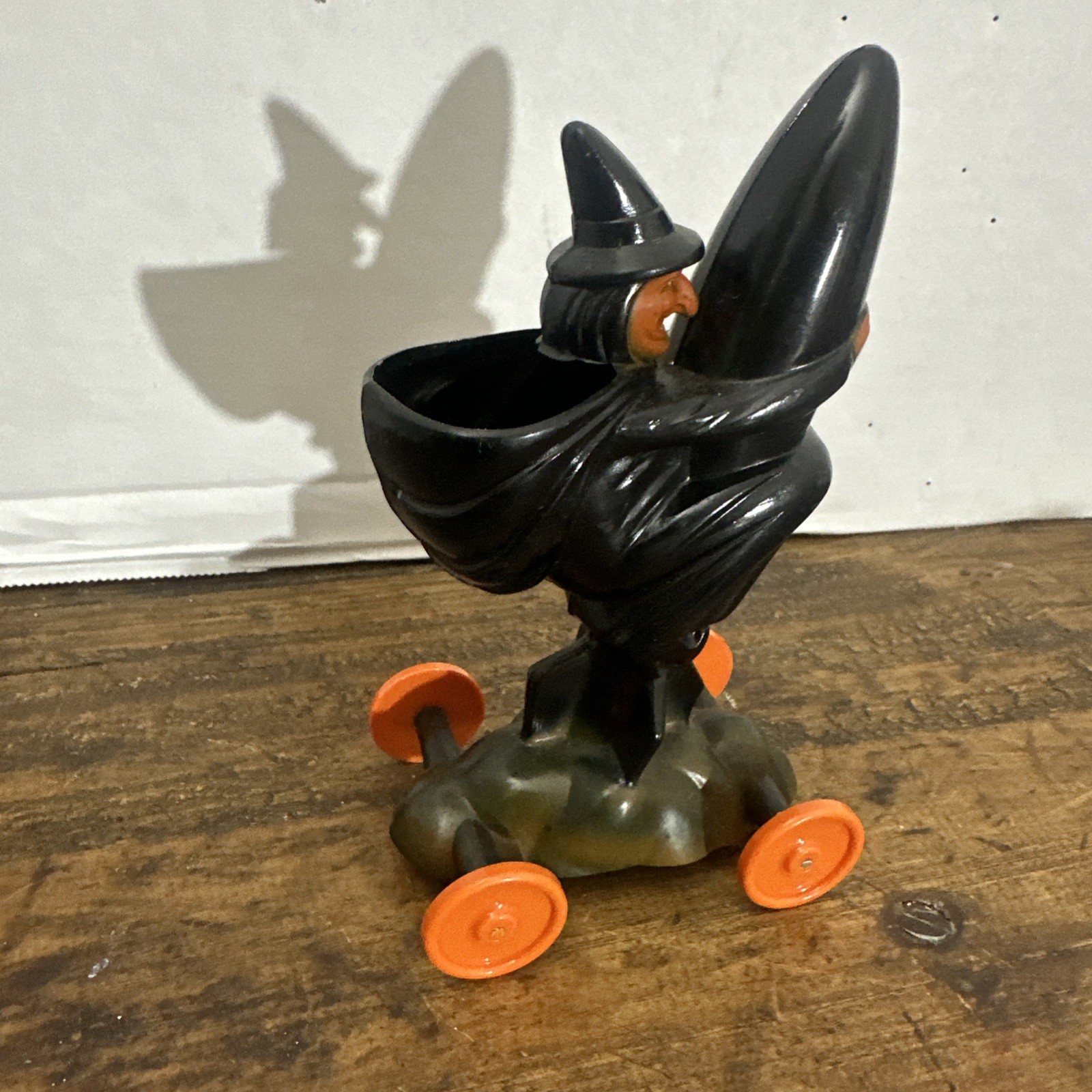 Vintage 50’s Halloween ROSBRO TICO tOYS Hard Plastic WITCH Candy Container 6” 