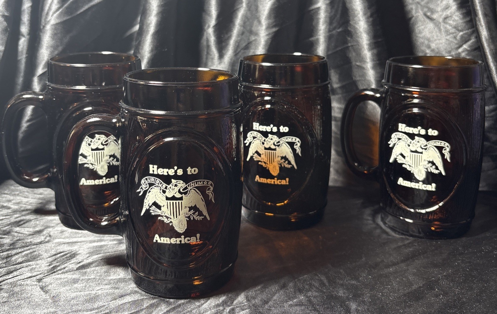 Set of 4 Vintage 1976 Patriotic USA Bicentennial Brown Glass Drinking Beer Mug