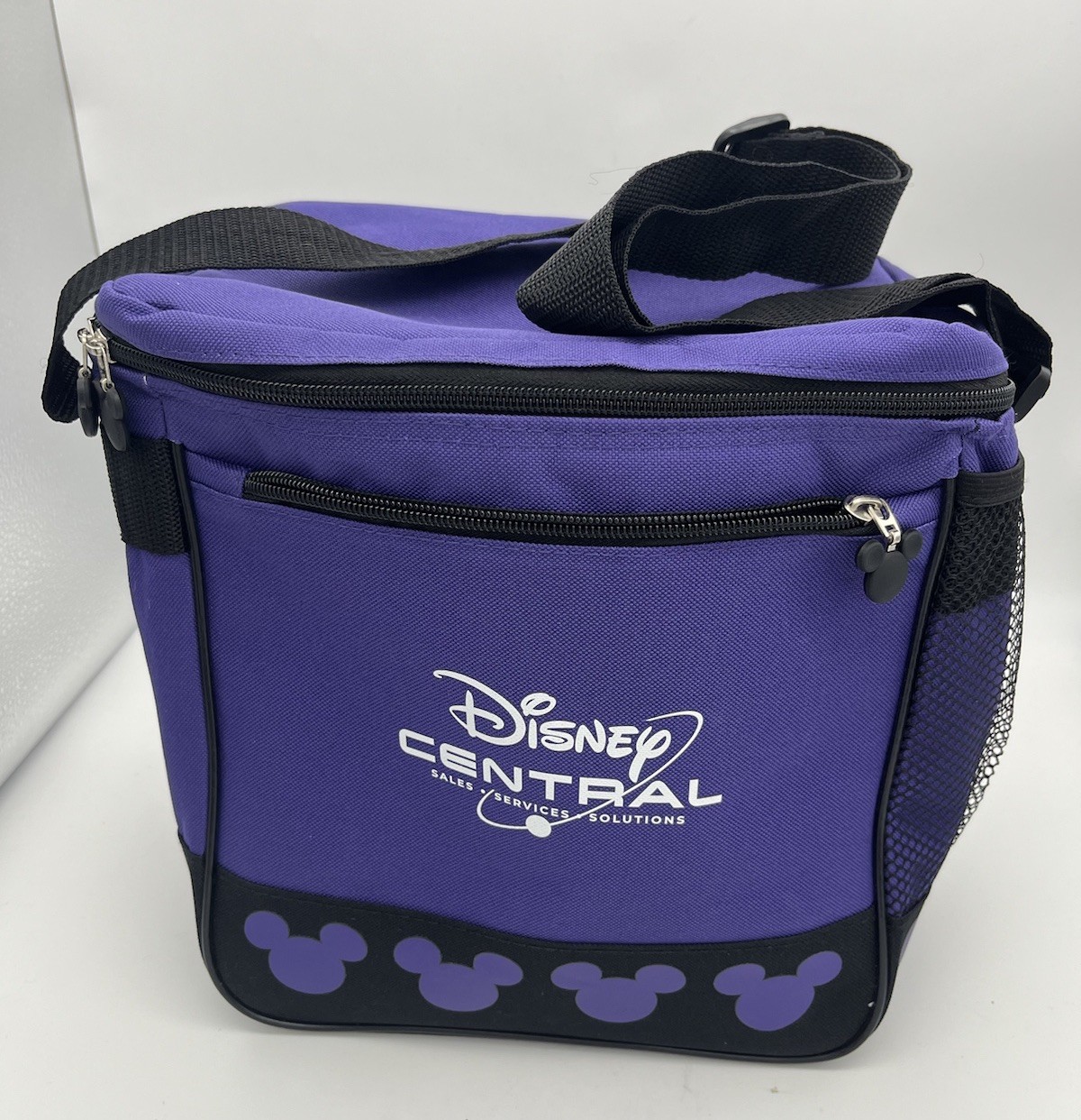 Disney Central Sales Services Solutions Cast Member Lunchbox Insulated Bag Tote