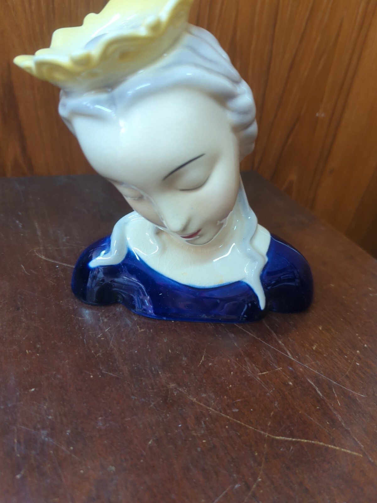 Vintage Goldcrest China Madonna Bust Figure Signed P. Funo Vintage Goldcrest China Madonna Bust Figure Signed P. Funo