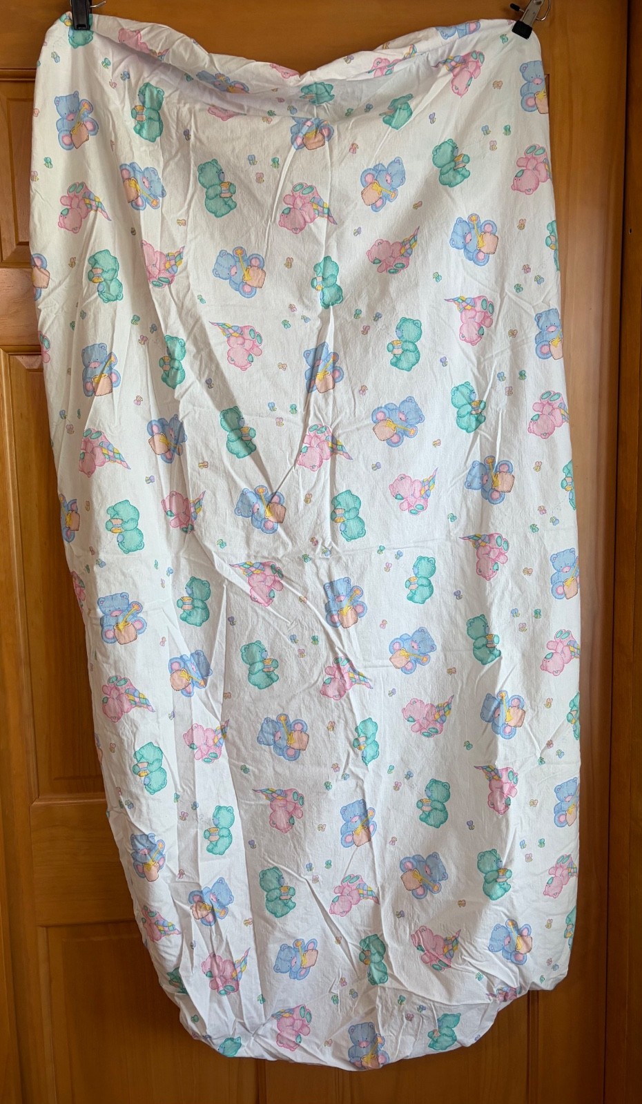 Vintage NWOT Carter's Teddy Bear Picnic Pastel Bears Bees Crib Sheet 90s Nursery Vintage NWOT Carter's Teddy Bear Picnic Pastel Bears Bees Crib Sheet 90s Nursery