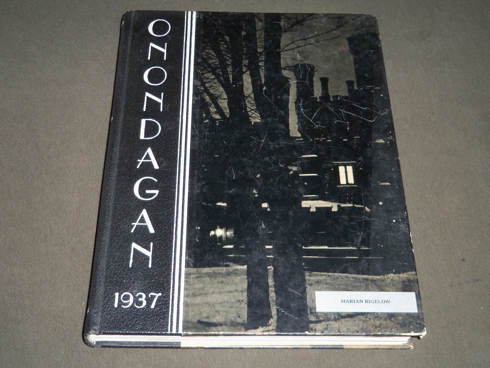 1937 ONONDAGAN SYRACUSE UNIVERSITY YEARBOOK - NEW YORK - PHOTOS - YB 1070 1937 ONONDAGAN SYRACUSE UNIVERSITY YEARBOOK - NEW YORK - PHOTOS - YB 1070