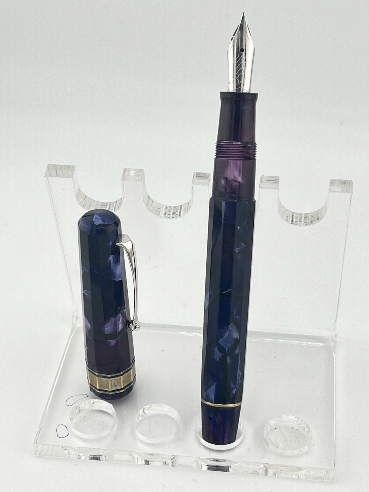 Omas Royale Blue Fountain Pen Medium Nib Used