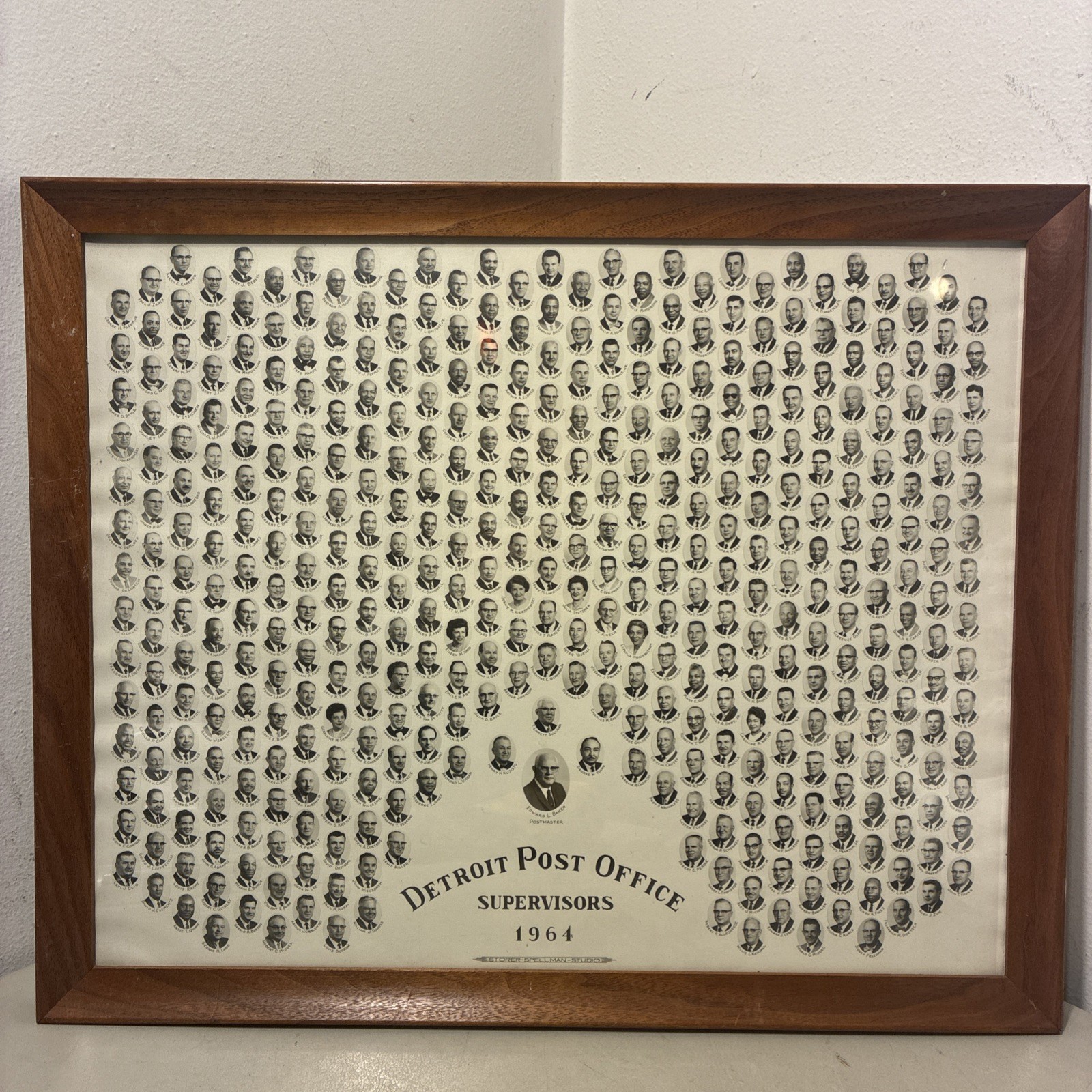 Post Office Vtg Photo 1964 Detroit MI Employees Supervisors Framed 21.5 x 17.5”