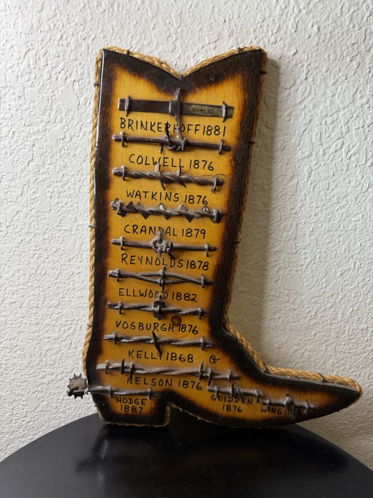 Vintage Texas Antique Barbed Wire 12 Sample Boot Plaque Dalton Gang San Angelo Vintage Texas Antique Barbed Wire 12 Sample Boot Plaque Dalton Gang San Angelo