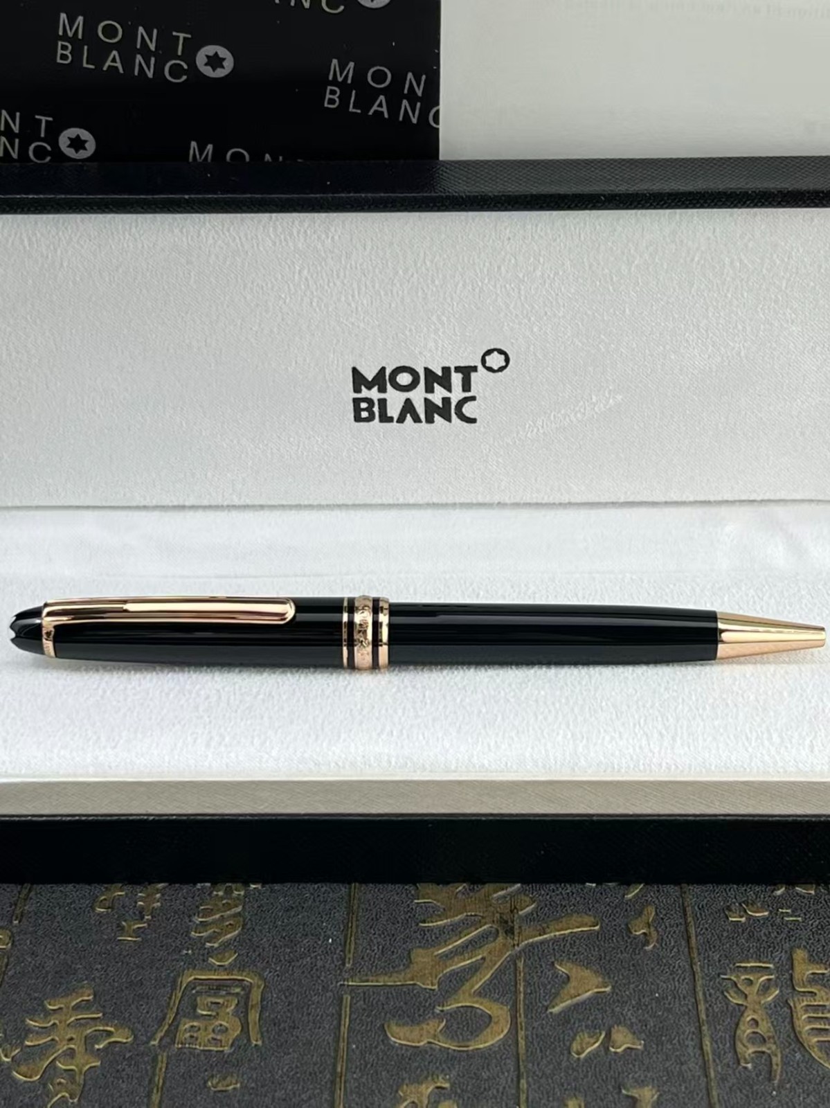 2026 Montblanc Classic Roller pen 164 New With Box 