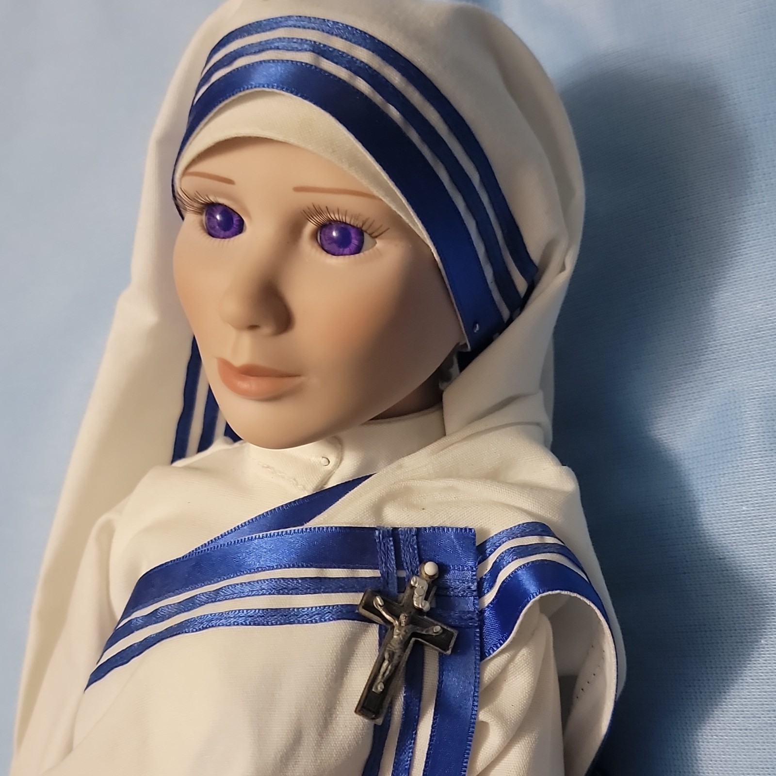 Blessings Nun Doll 19” Missionary Of Charity New With Tags. Stand not included. Blessings Nun Doll 19” Missionary Of Charity New With Tags. Stand not included.