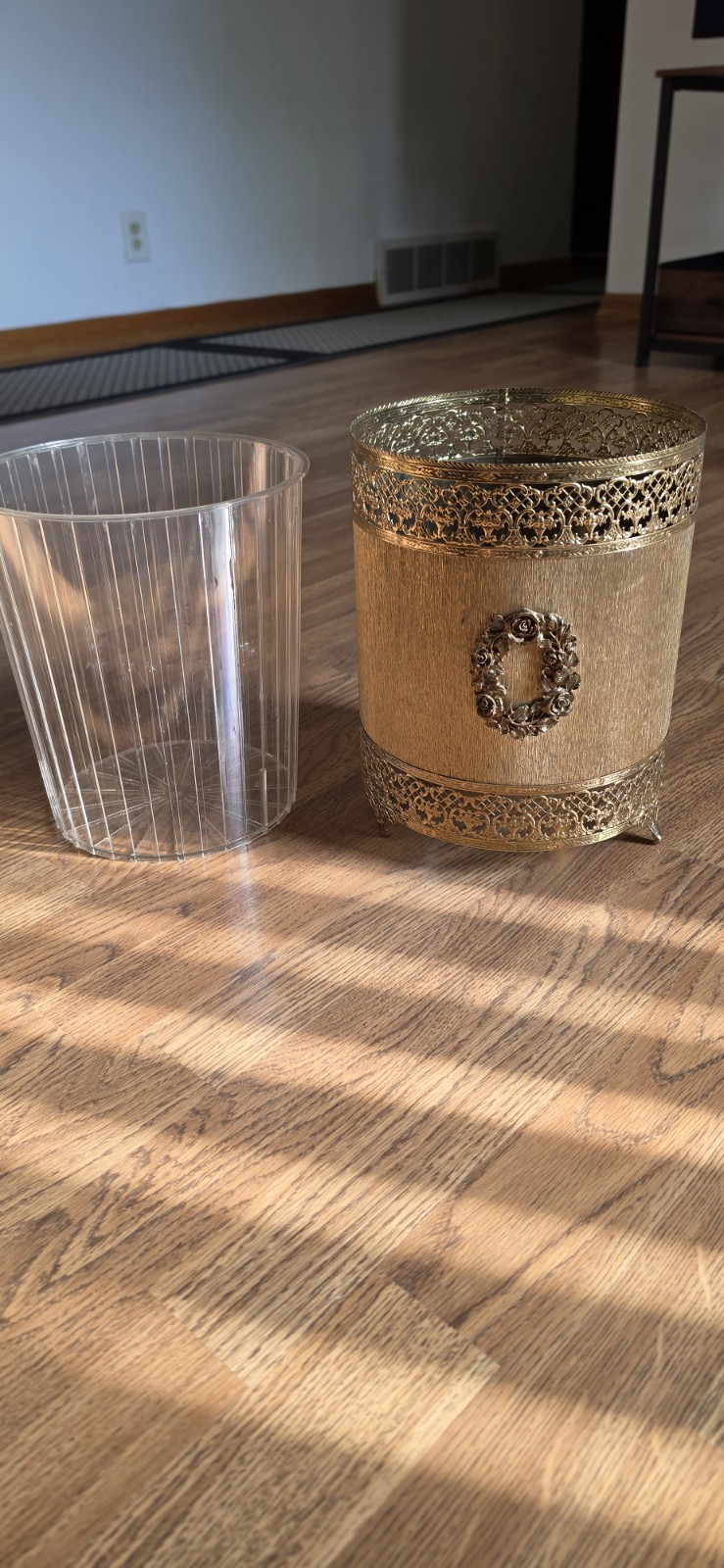 VTG Ormolu Hollywood Regency Glam Gold Brass Footed Trash Can Waste Basket