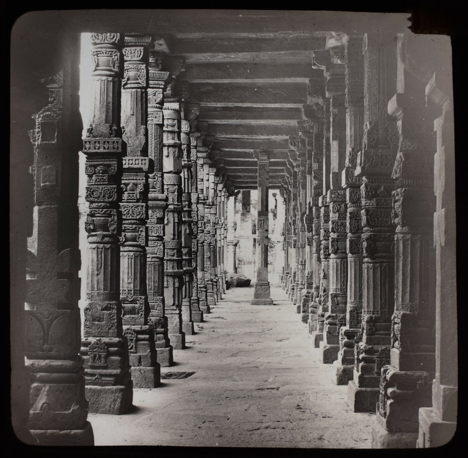 ANTIQUE Magic Lantern Slide QUTUB MINAR CORRIDOR DELHI C1890 PHOTO INDIA ANTIQUE Magic Lantern Slide QUTUB MINAR CORRIDOR DELHI C1890 PHOTO INDIA