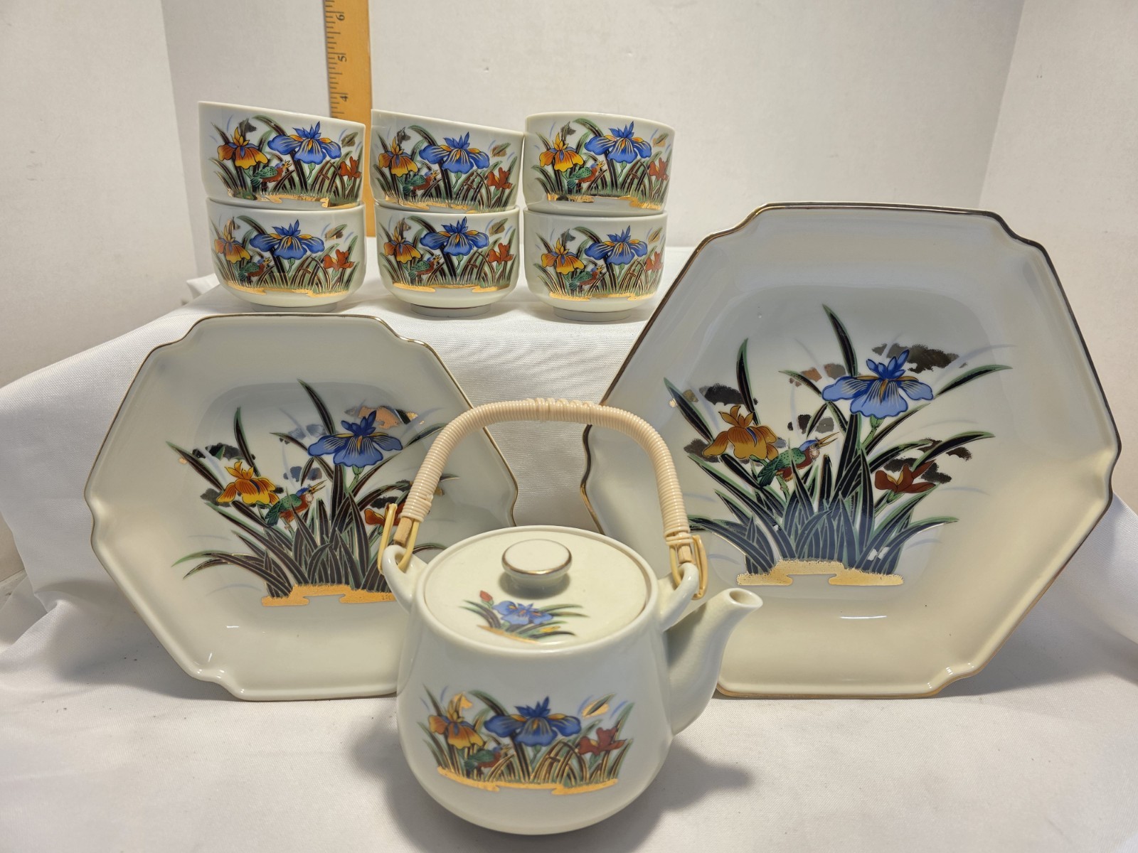 Vintage Japanese Tea Set Birds & Flowers Bamboo Handle Teapot Vintage Japanese Tea Set Birds & Flowers Bamboo Handle Teapot