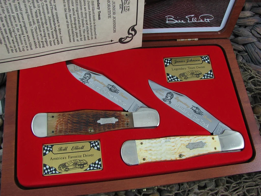Case Cutlery 1992 Budweiser Racing Set of Two Large Coke Bottle Knives Case Cutlery 1992 Budweiser Racing Set of Two Large Coke Bottle Knives