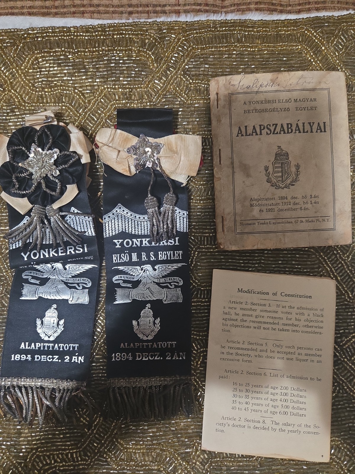 2 HUNGARY USA MEMBERSHIP SASH MEDALS 1894 December,2 RARE VF+ 2 HUNGARY USA MEMBERSHIP SASH MEDALS 1894 December,2 RARE VF+