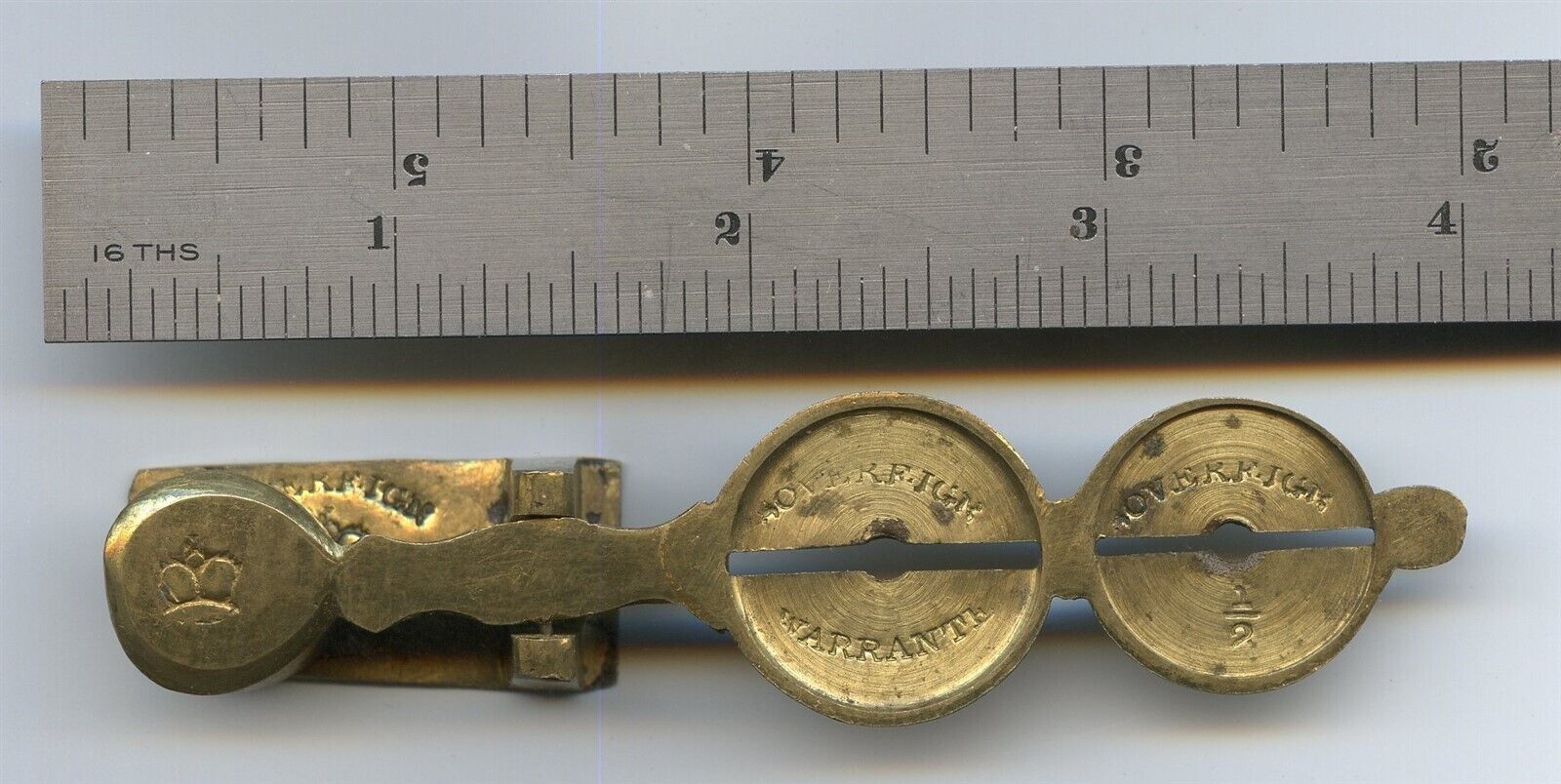 Antique Brass Sovereign & Half Sovereign Gold Coin Scale - NICE