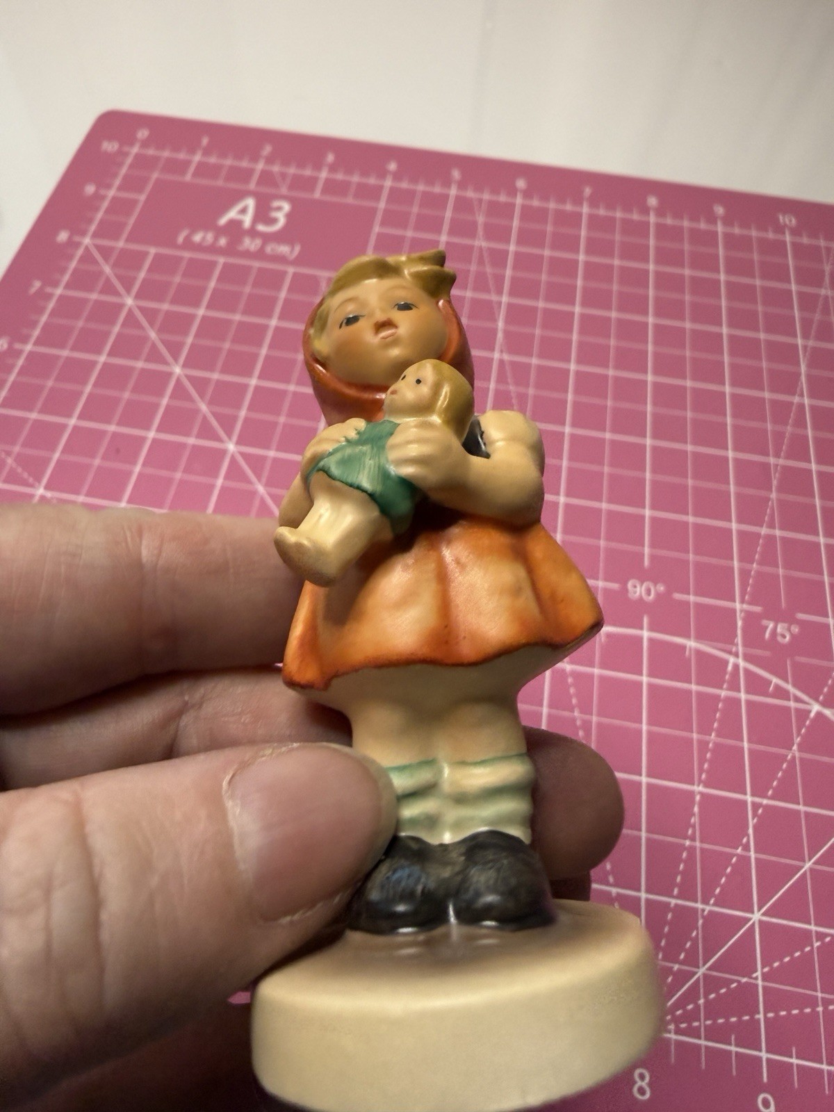 Hummel Girl with Doll Figurine TM 5 #239/B 1967 VERY GOOD CONDITION Hummel Girl with Doll Figurine TM 5 #239/B 1967 VERY GOOD CONDITION