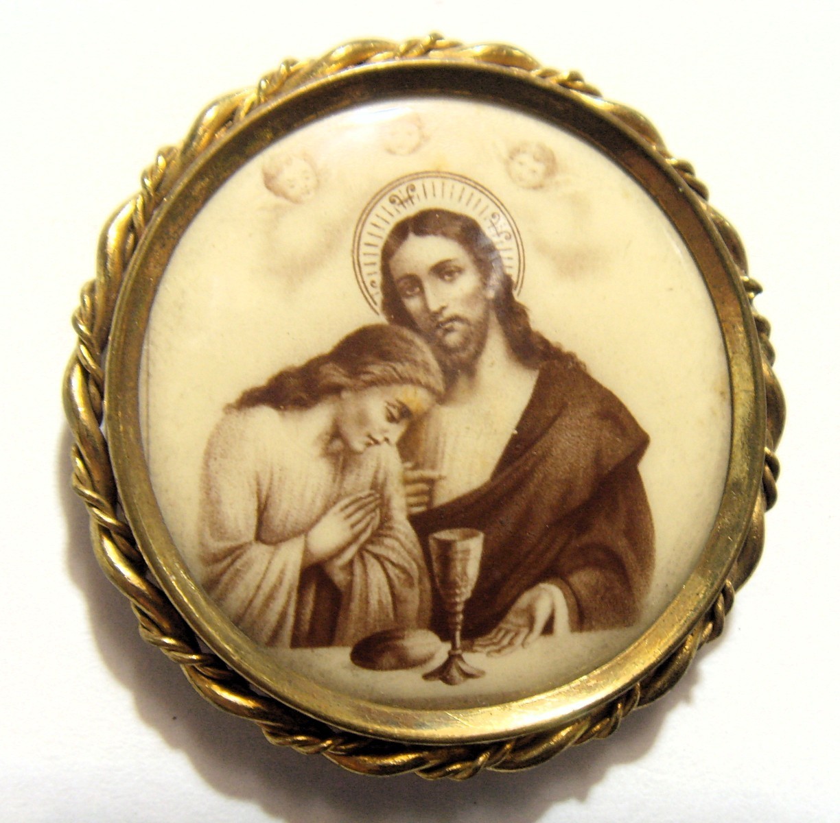 1890s antique religious catholic first holy communion gold tone metal icon 54967 1890s antique religious catholic first holy communion gold tone metal icon 54967