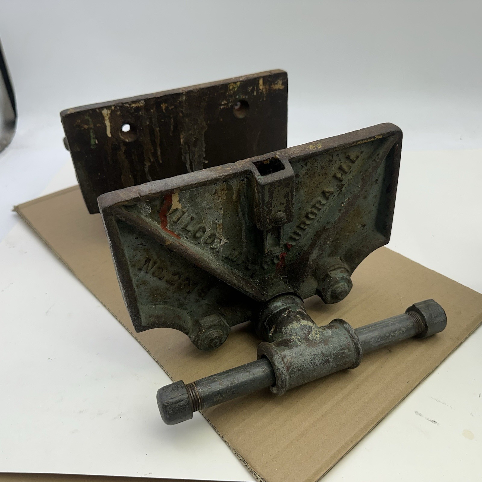 Vintage Wilcox 231S - 10” X 5” Wood Woodworking Vise Made In USA Vintage Wilcox 231S - 10” X 5” Wood Woodworking Vise Made In USA