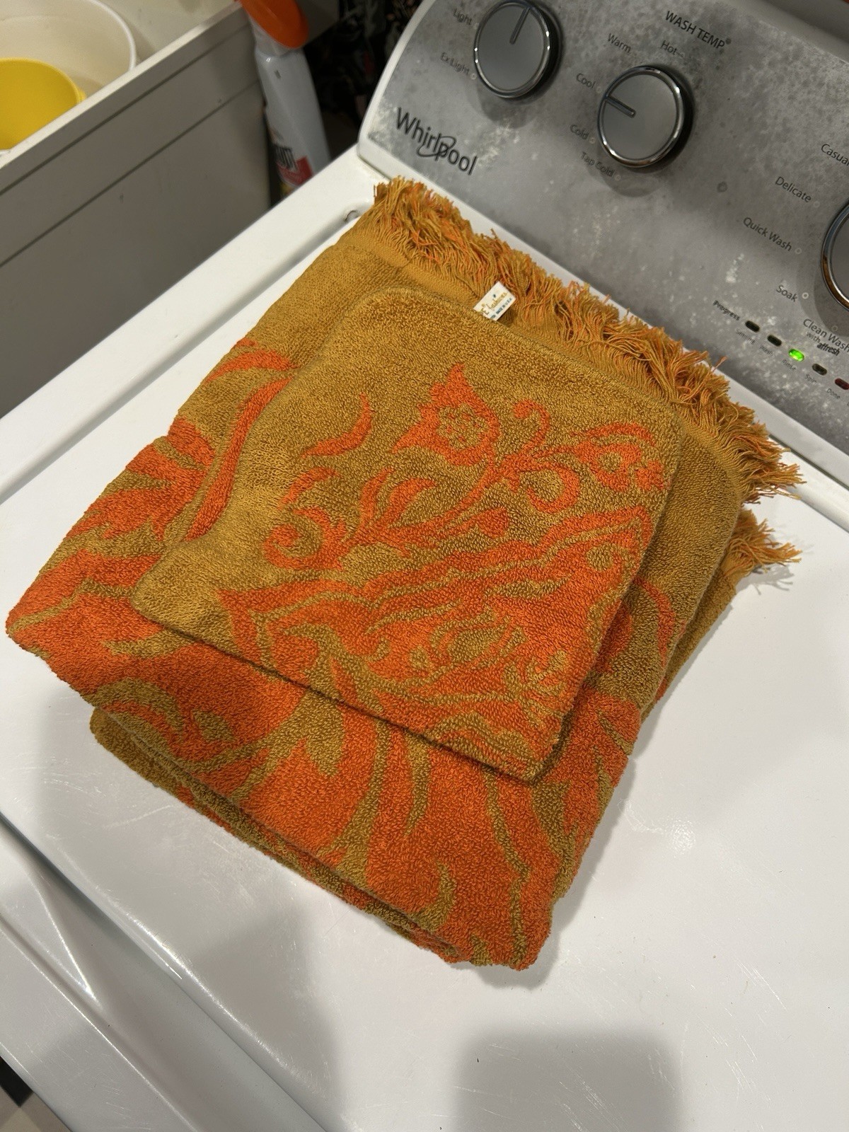 Hope Fashions Vintage Mid Century Orange Bath Towel Set