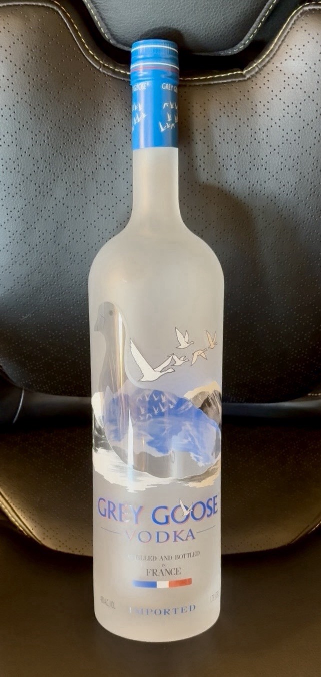 Rare Grey Goose Vodka Empty Display Bottle Absolut Crown France 1.75 Liters