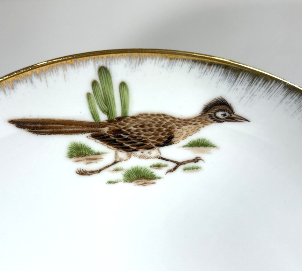 Vintage Arizona Souvenir Plate Featuring Road Runner Birds 10.25\
