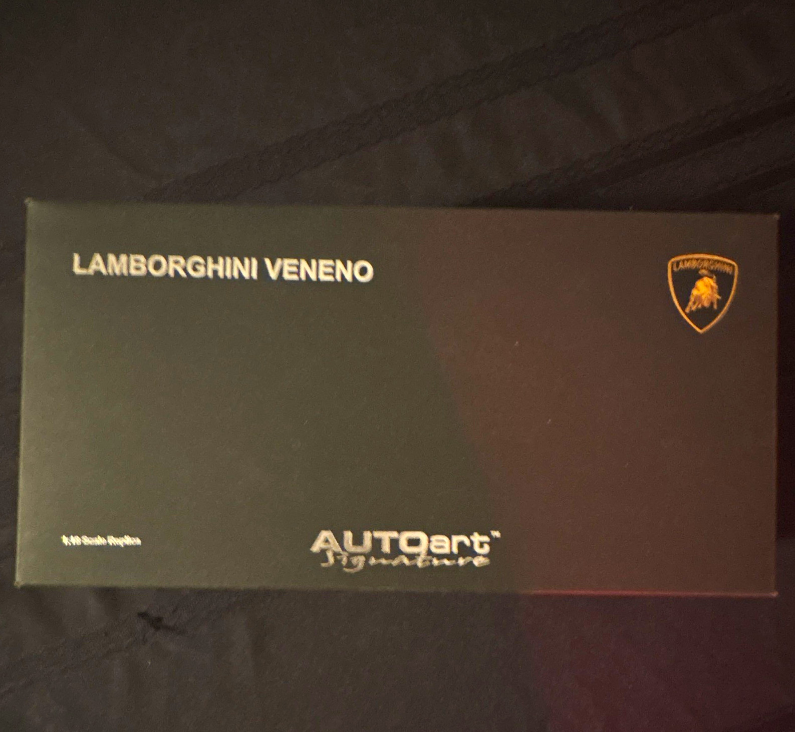 AUTOart Signature Lamborghini Veneno 1:18 Scale Diecast Model Car