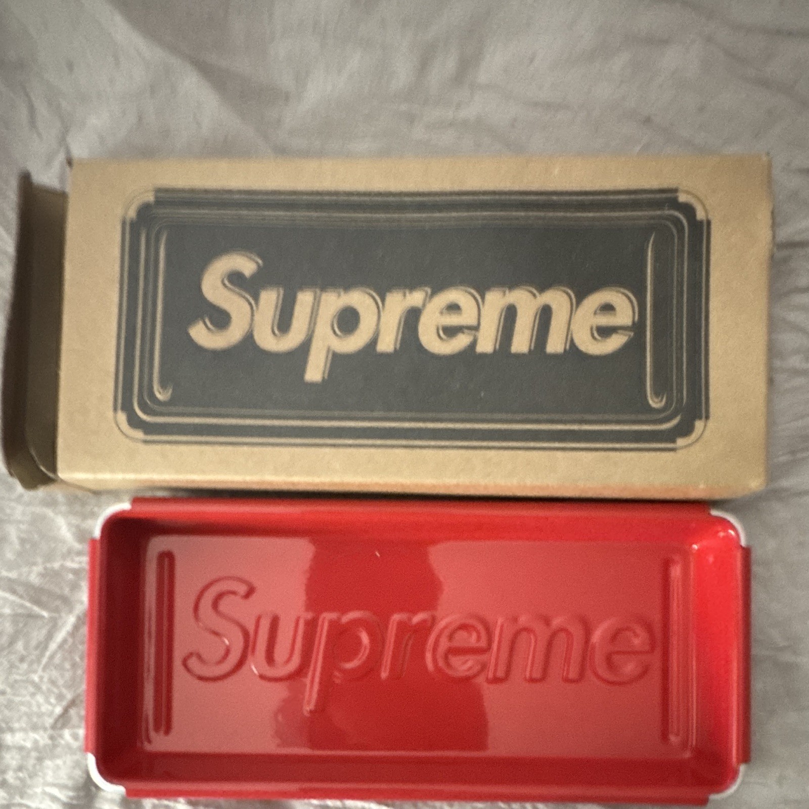 Supreme x DULTON Advertising Tray Red SS23 SS23A60 UPC 0888977943267