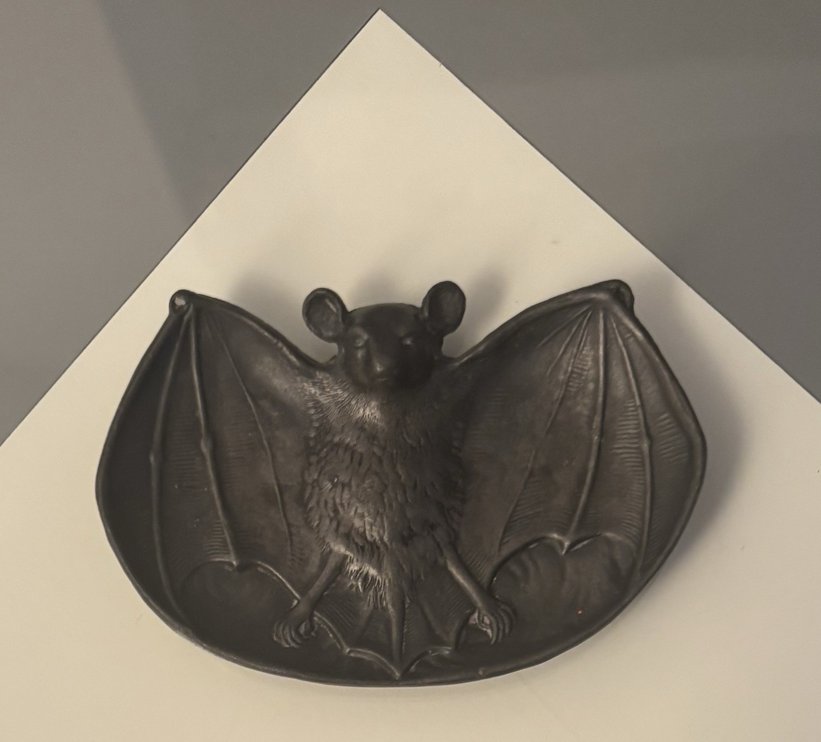 Antique Bronze Bat Ashtray Poche Vide Dish Graphite Grey Patina Very Fine Cast Antique Bronze Bat Ashtray Poche Vide Dish Graphite Grey Patina Very Fine Cast