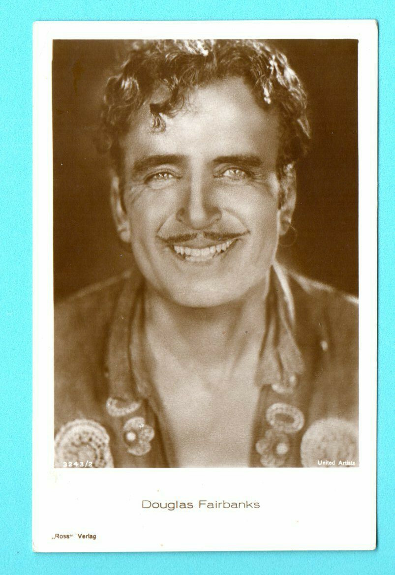 DOUGLAS FAIRBANKS # 3243/2 VINTAGE PHOTO PC. PUBLISHER GERMANY 704
