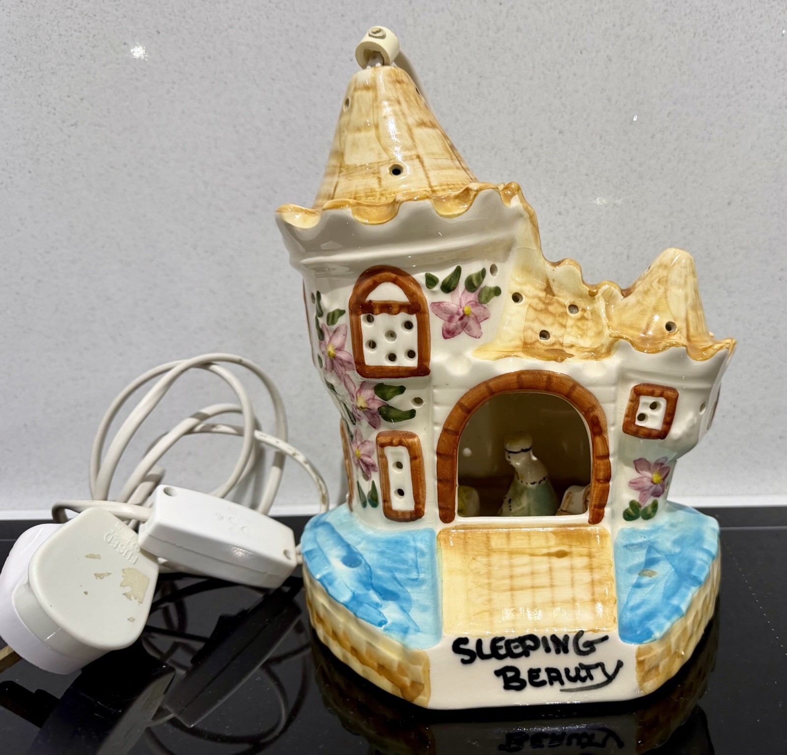 Vintage Derek Fowler Studio Sleeping Beauty Castle Night Light Lamp BHS