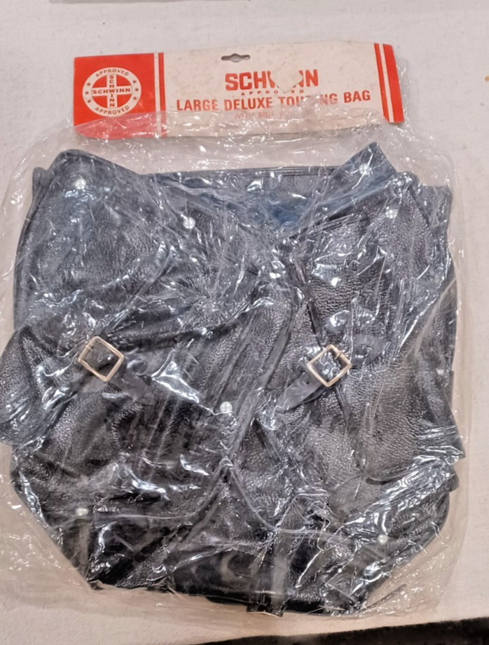 Schwinn Seat Bag Large Deluxe Touring Bag with side pockets NOS