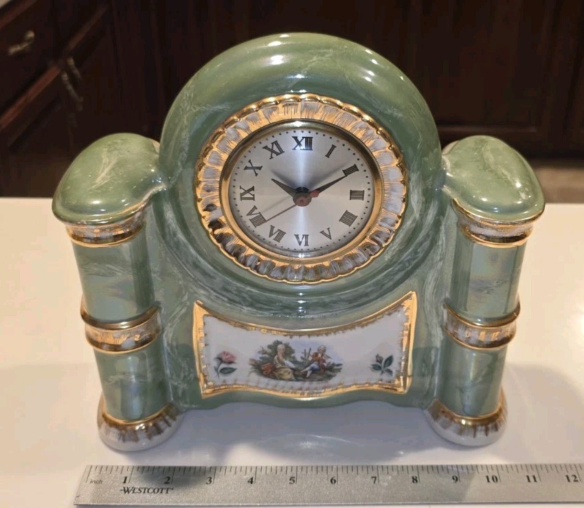VINTAGE SESSIONS AMERICAN BEAUTI-LAMP ELECTRIC PORCELAIN CLOCK 22 KT GOLD TRIM