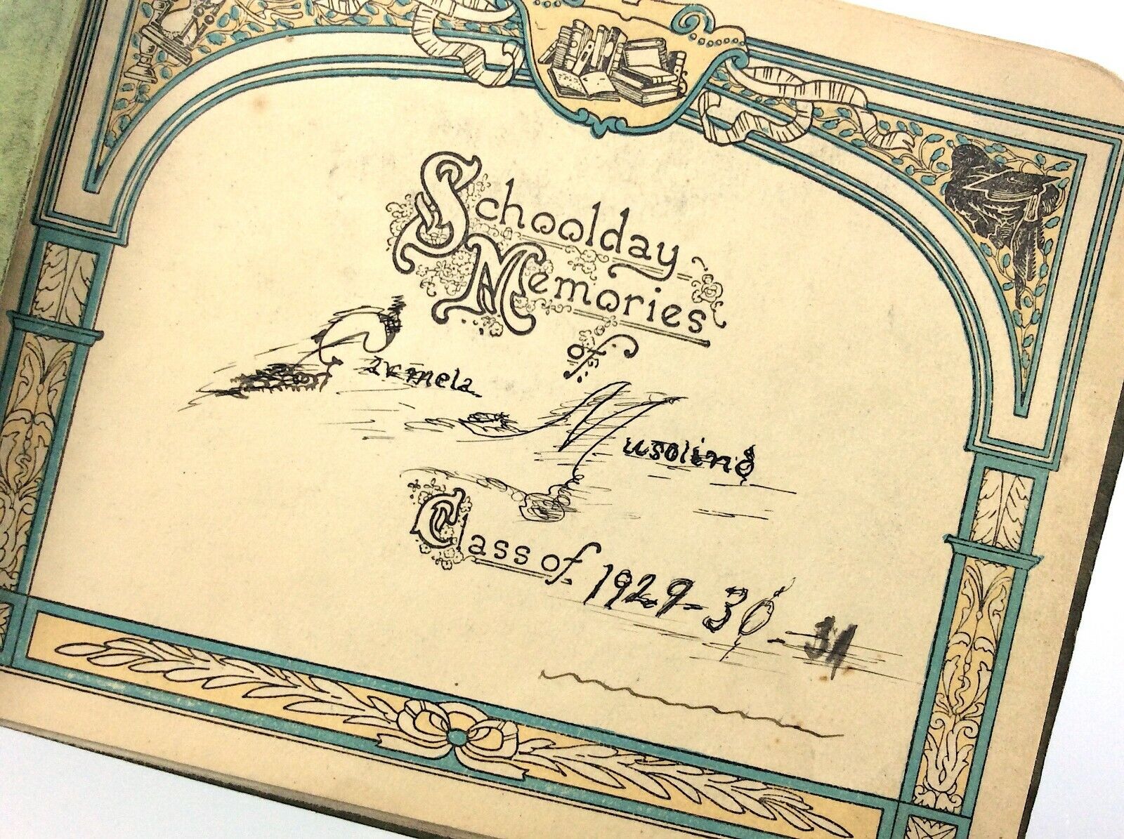 School Day Memories Class 1929-1930 Signature Yearbook Booklet R136