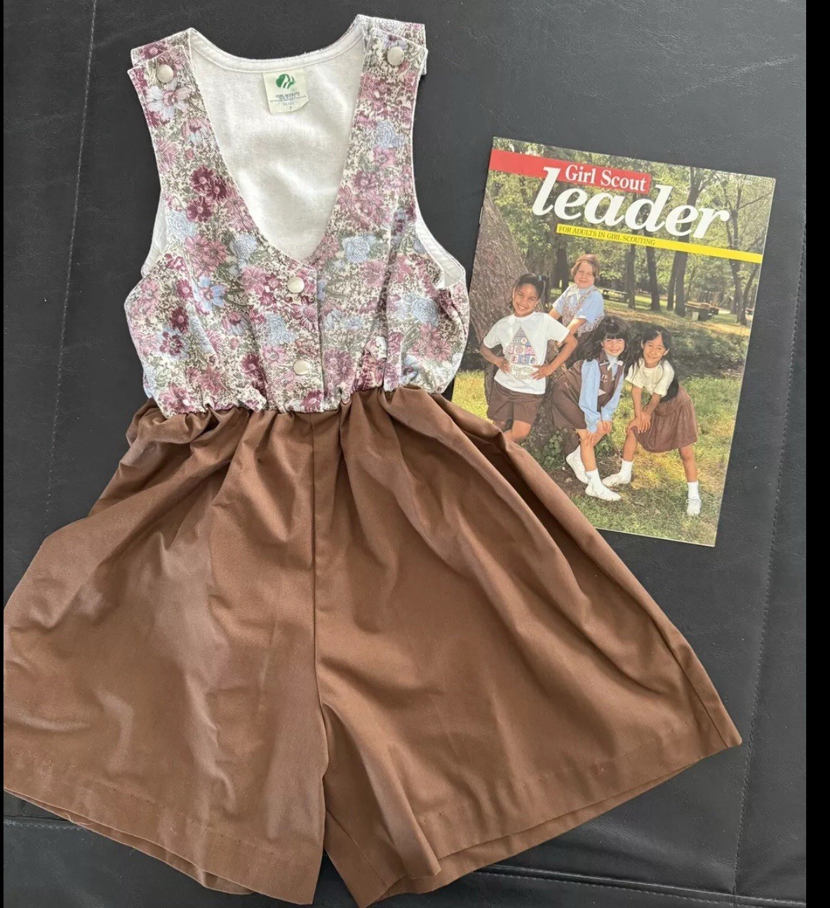 Vintage 1993 BROWNIE GIRL SCOUT CULOTTE JUMPER UNIFORM-Size 7-1993 LEADER’S MAG Vintage 1993 BROWNIE GIRL SCOUT CULOTTE JUMPER UNIFORM-Size 7-1993 LEADER’S MAG