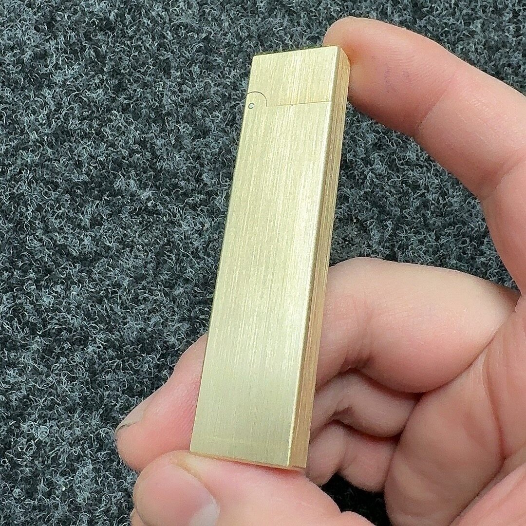 Slim Solid Brass Lighter Vintage Flint Wheel Kerosene Refillable Pocket Lighter
