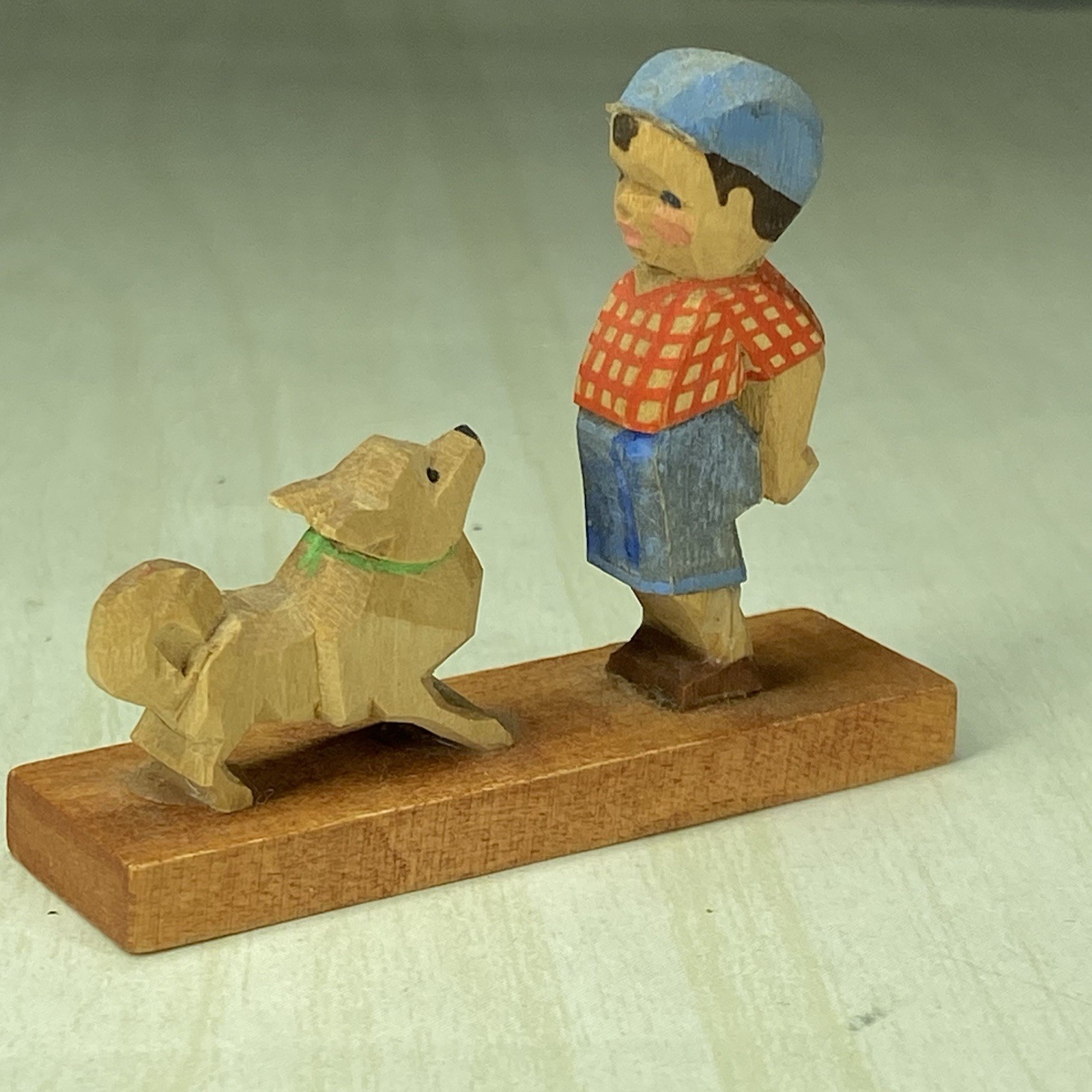 Vtg Erzgebirge Emil Helbig Folk Art Hand Carved Wood Boy With Dog Figurine READ Vtg Erzgebirge Emil Helbig Folk Art Hand Carved Wood Boy With Dog Figurine READ