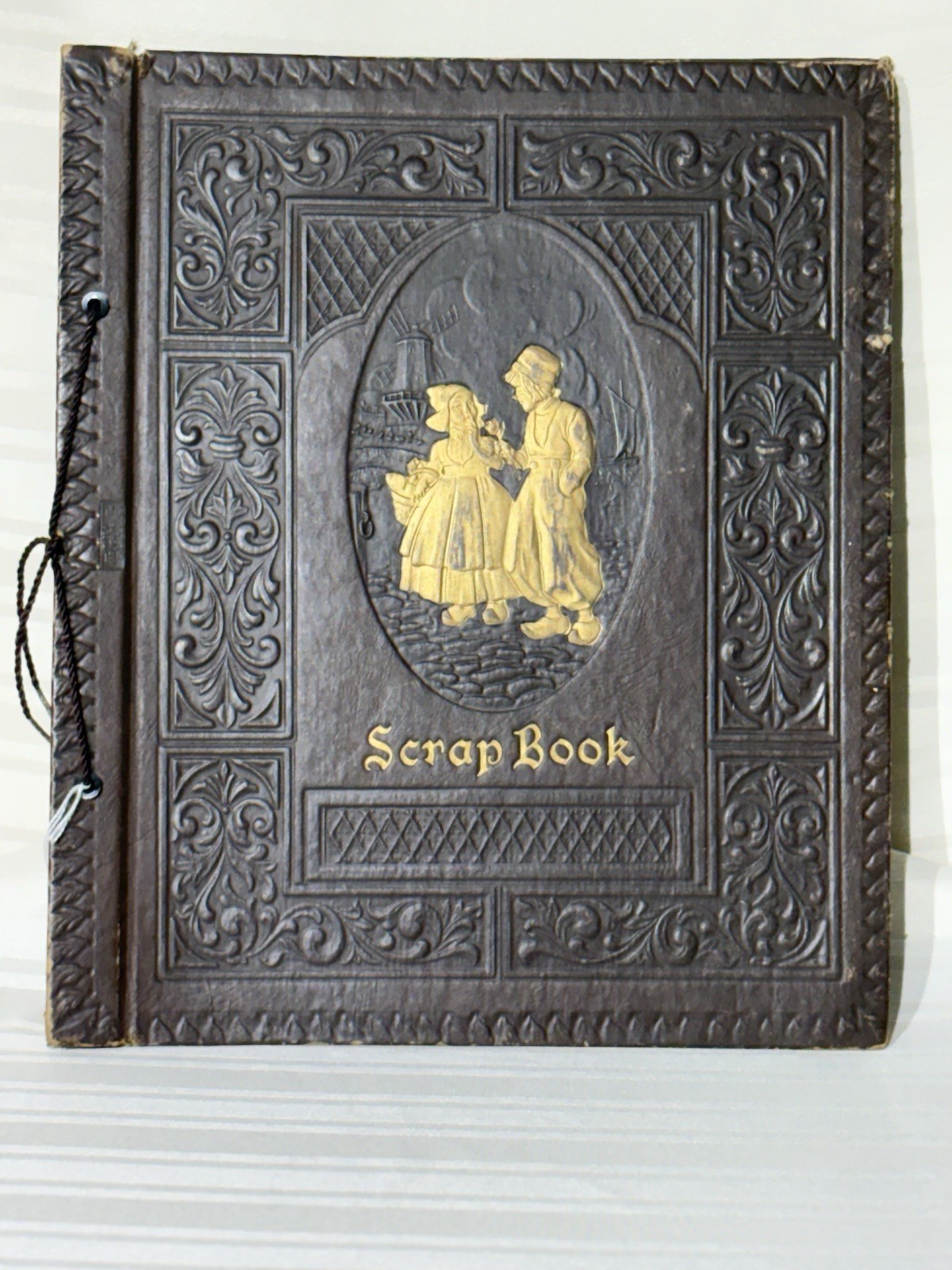Vtg Harlich Scrapbook No. 2757 Dutch Boy & Girl Embossed NOS 14.5x12 Vtg Harlich Scrapbook No. 2757 Dutch Boy & Girl Embossed NOS 14.5x12