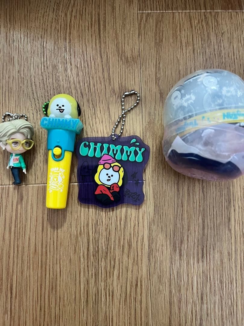BT21 CHIMMY BTS Jimin Figure Keychain Light-up Mic, Acrylic Charm, Gacha